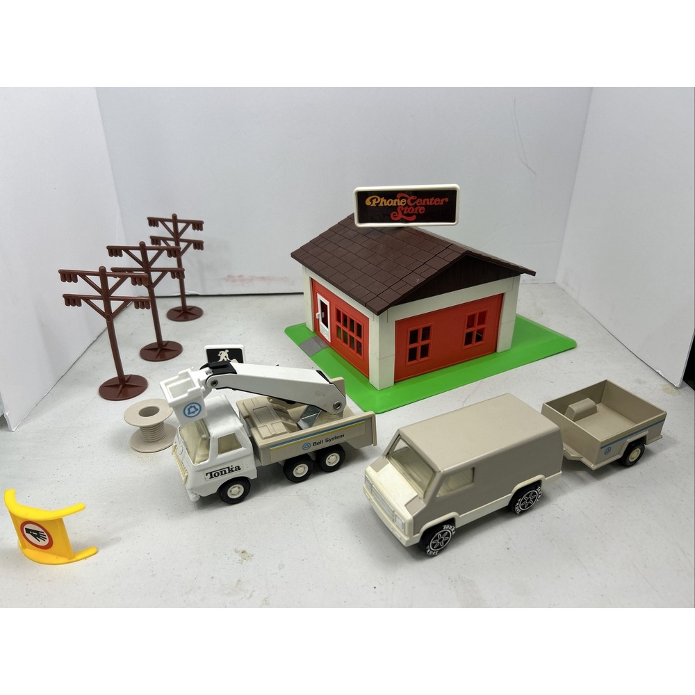 Vintage Tonka‎ Bell System Builders Playset Trucks Phone Poles Garage Box 1979